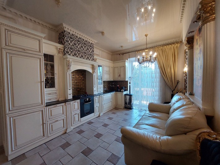 Продаж 2-кім. квартири 53.3 м2, в. Міцкевича м. Дрогобич - фото 1