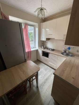 Затишна 2-кімнатна квартира в самому центрі Жовтих Вод! - фото 1