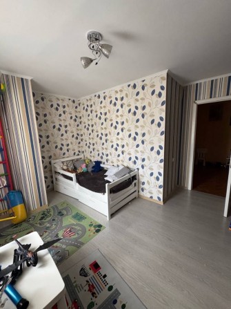 Продается 3к квартира - фото 1