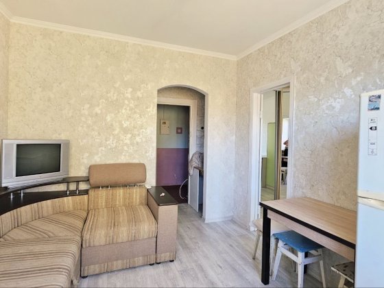 2 к комуна в Чорноморську Черноморск