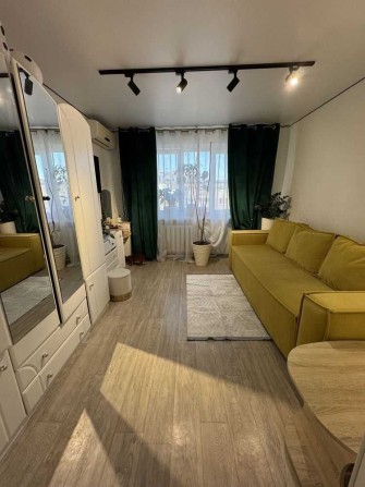 Продам квартиру с новым евроремонтом - фото 1