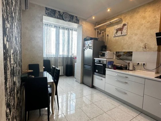 2 комнатная квартира с газовым котлом Чорноморськ