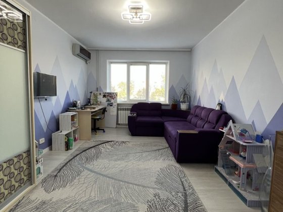 Продаж 4 кім 4 поверх 10 мік ОСББ Кам'янське