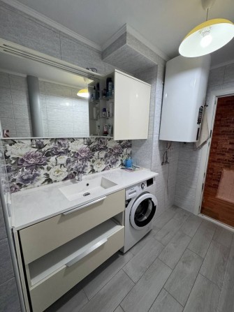 Продам 2 квартира 27 на руки - фото 1