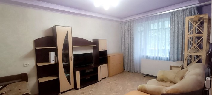 1-к "Україна", 2/5, Черемушки, АОЕ, ремонт! - фото 1