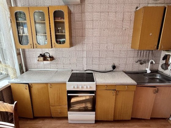 Продам 3-х кімнатну квартиру на БАМі Каменское