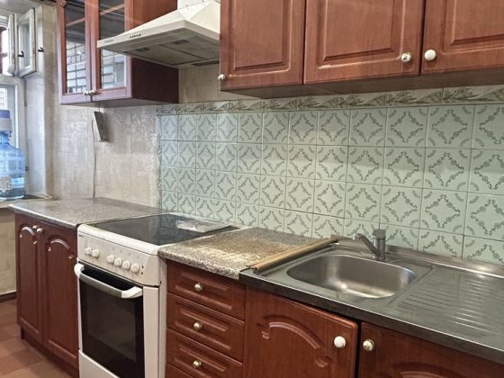 Продам 4х ком квартиру. Левый берег, 10мкр, Набережная Кам'янське