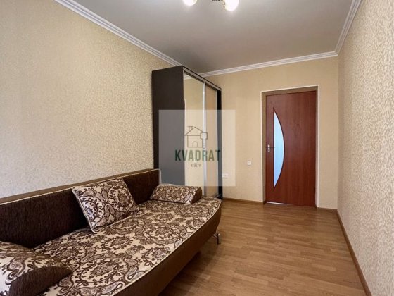 Продам 2-х кімнатну квартиру з меблями та технікою, р-н Черьомушки Каменец-Подольский