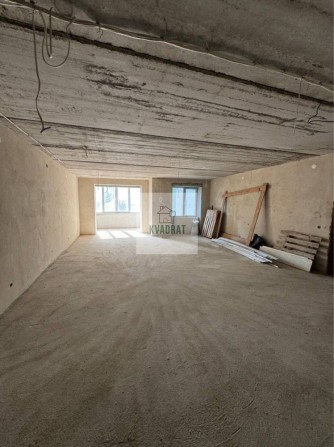 Продам велику 3-х кімнатну квартиру 105,5 м.кв. за 45500$ - фото 1