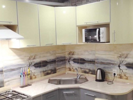 Продается 2х ком на у Моря! Очень хороший район! Ср\9эт! Чорноморськ