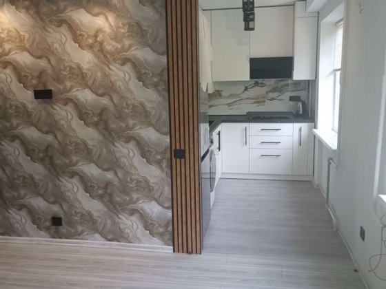 ПРОДАМ 2-комнатную квартиру, Центр АЕО|Є-відновлення Кам'янське