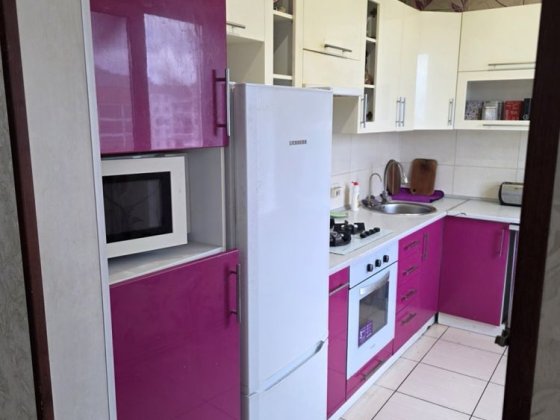 Продам 5ти ком квартиру л/б 5мкр Кам'янське