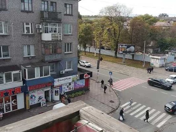 Продам 2 кімнатну квартиру! Центр, проспект Свободи! Кам'янське