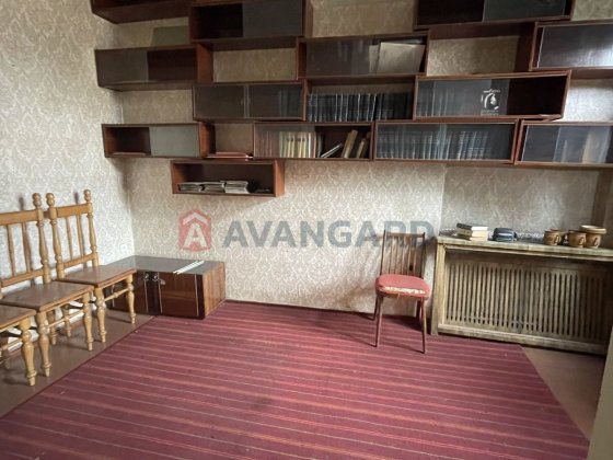 Ексклюзив! Простора 5-кімнатна квартира з трьома балконами Кам'янське