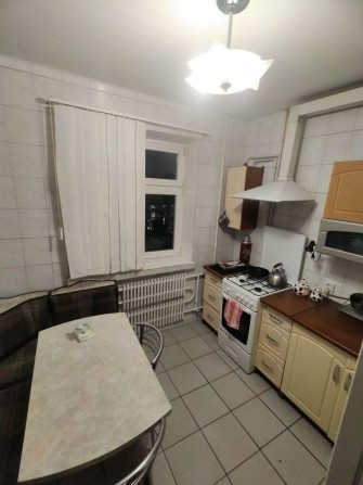 Продам 2-комн. квартиру, 10 мкр / Левый Берег - фото 1