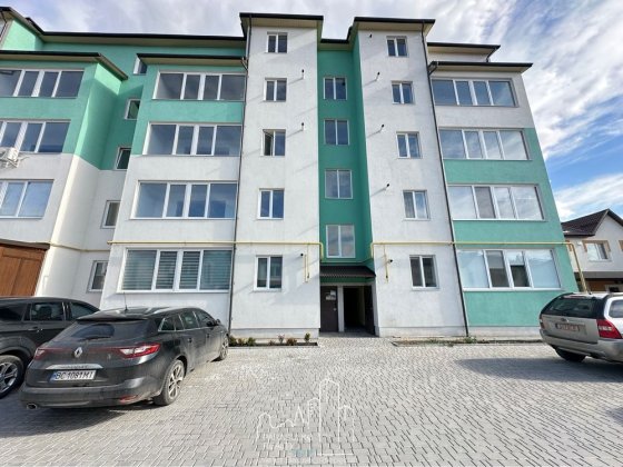 Продам 2-х кімнатну квартиру в новому та обжитому будинку! Каменец-Подольский