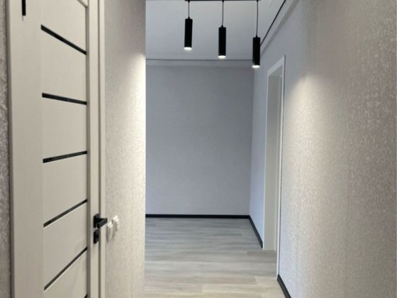 Продам шикарну 2-кімнатну , район Бойко ( Звенигородська) Кам'янське