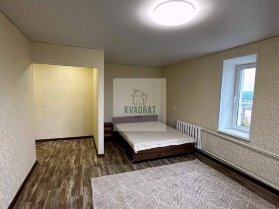 Продам однокімнатну квартиру Каменец-Подольский