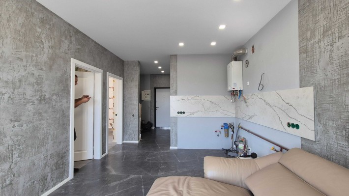 Класнюча квартира в Гостомелі з ремонтом,завозь меблі і техніку і живи - фото 1