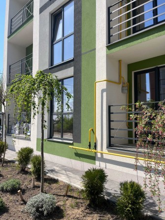 Квартира з газовим опаленням та балконом в зданому будинку - фото 1