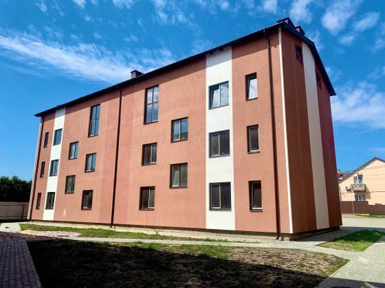 Ваша мрія біля озера — дворівнева квартира у Гостомелі!" Гостомель