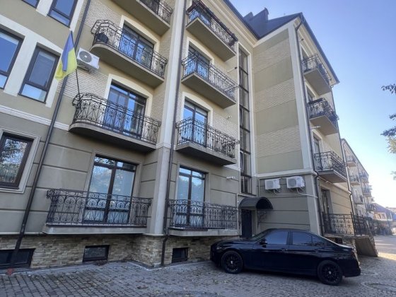 Квартира 3 кімнати 90.6 квадрата Новобудова Коломия