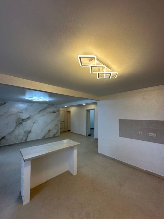 Продам 3-х.кімн.кв.Центр - фото 1