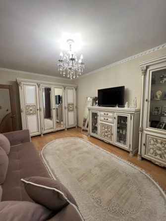 Продам двох кімнатну квартиру - фото 1