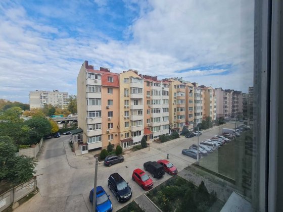 2-кімнатна квартира в тихому районі в новому будинку Черноморск