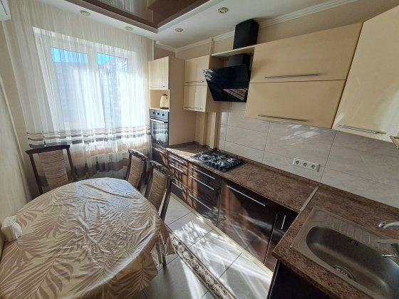 Продам 3к.кв  улица Лазурная Черноморск Чорноморськ