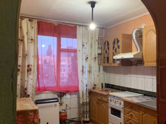 Продаю трикімнатну квартиру з автономним опаленням Коростень