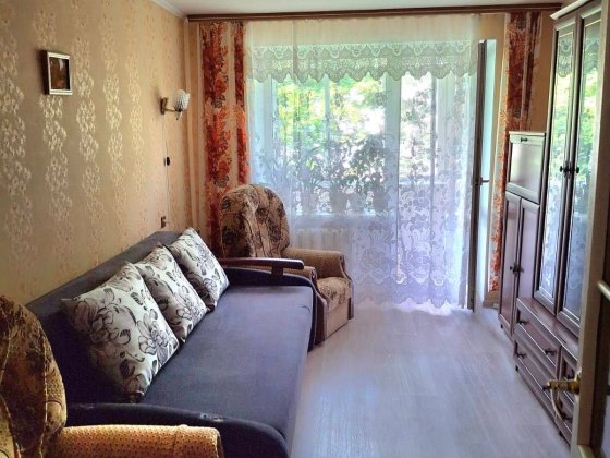 Двухкомнатная квартира с ремонтом в морском районе Черноморска Черноморск