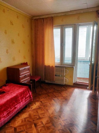 Чотирьохкімнатна квартира. Чорноморськ - фото 1