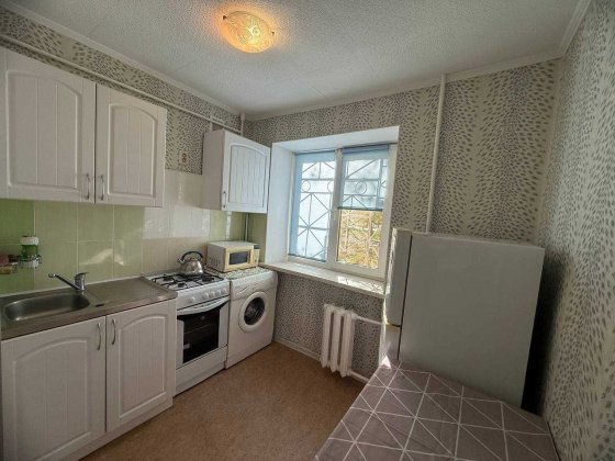 Продам однокімнатну квартиру на вул.Парковой у м.Чорноморськ. Черноморск