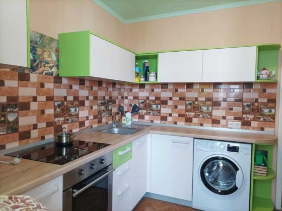 Продам 1к  большой площади! Новая Кухня! Черноморск