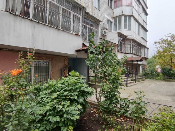 Продам однокомнатную квартиру в центре Черноморска Чорноморськ