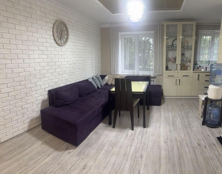 Квартира в центрі 60 м2 - фото 1