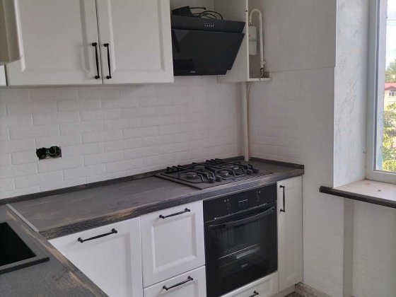 Продається двокімнатна квартира біля моря у місті Чорноморську. Черноморск