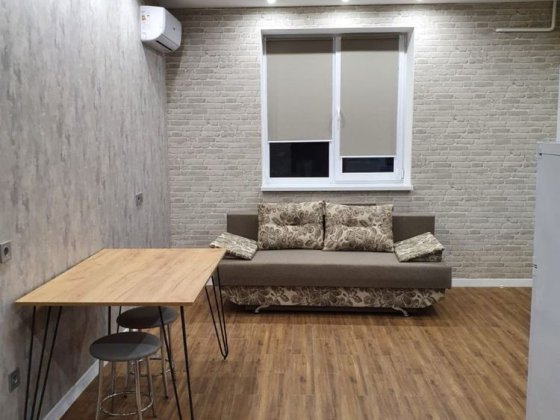 Продам 1 комнатную квартиру со студией в Монолите Черноморск