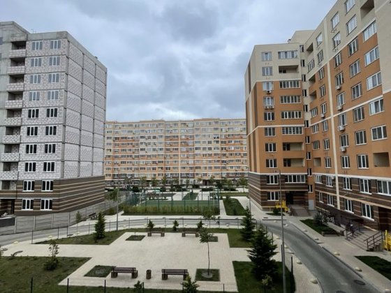 Большая квартира от строителей на Цветнгм бульваре Черноморск