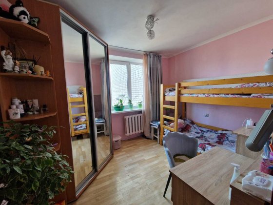 3-кімнатна квартира у Чорноморську / Середній поверх ! Черноморск