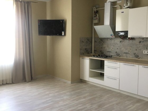 Большая 1к.кв  с индивидуальным отоплением Чорноморськ