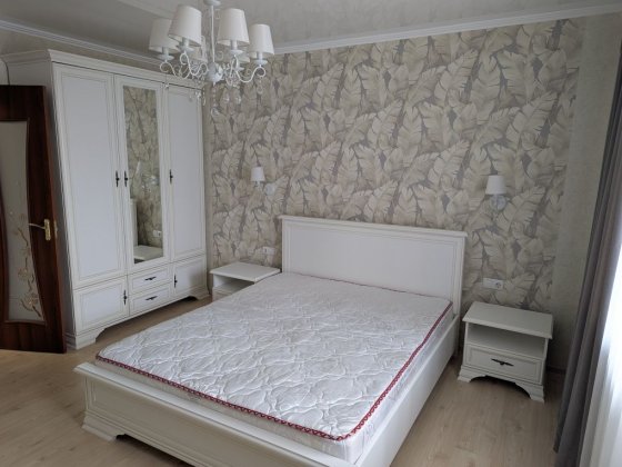 Продам 3х-комнатную квартиру. С мебелью! Чорноморськ