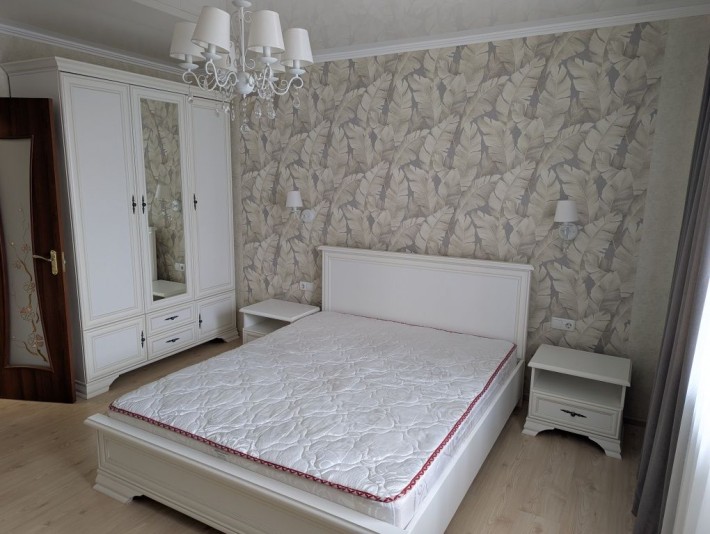 Продам 3х-комнатную квартиру. С мебелью! - фото 1