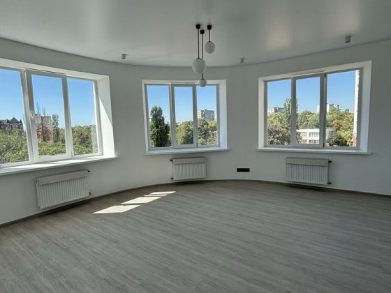 Двокімнатна квартира біля моря. ЖИТЛОВИЙ СЕРТИФІКАТ - ТАК! Чорноморськ