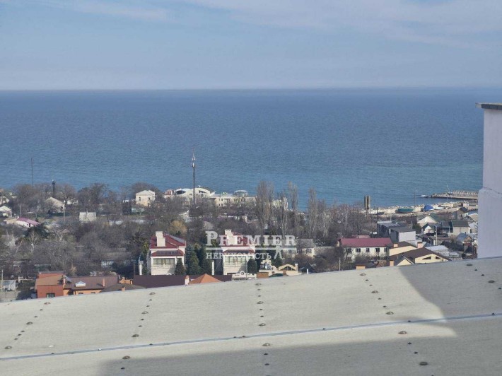 До продажу пентхаус з шикарним видом на море - фото 1