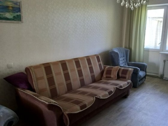 Продаю 2 кімнатну квартиру Лозова