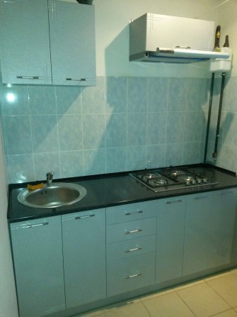 Продам 1 кімнатну квартиру,капітальний гараж,будинок - фото 1