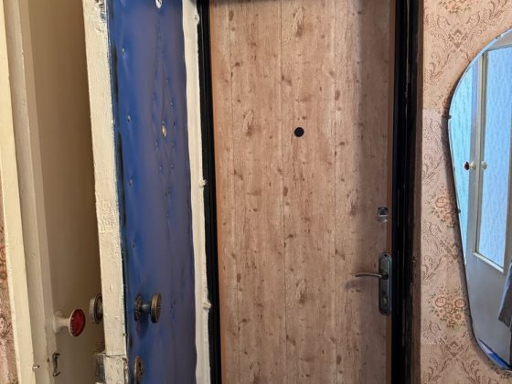 Продам 1-но Чешку в р -не поликлиники Марганец