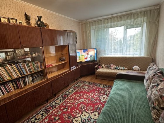 Продам 2-х кімнатну квартиру в м. Лозова Лозова